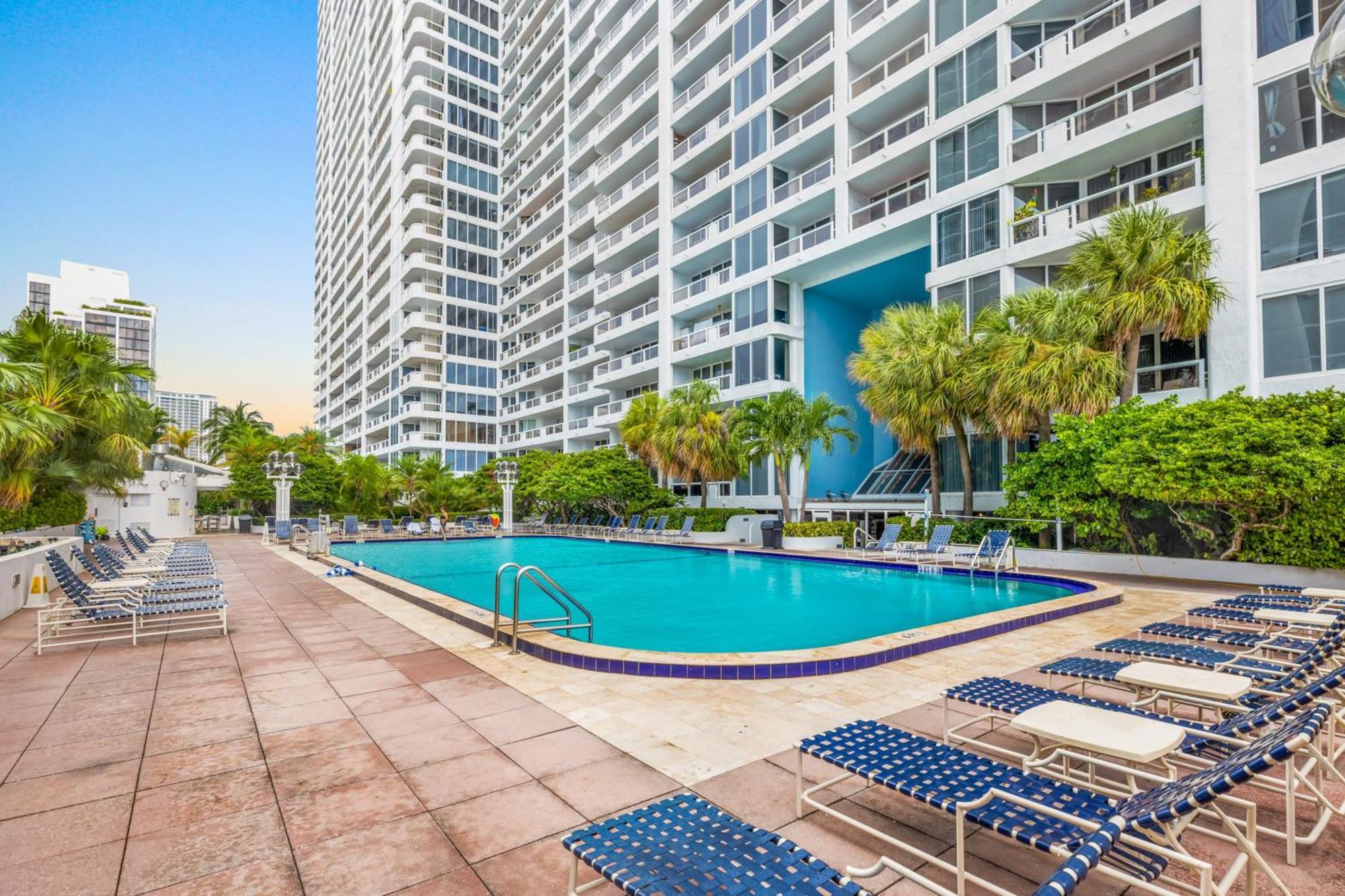 شقة Bayview Bliss Biscayne دورال المظهر الخارجي الصورة